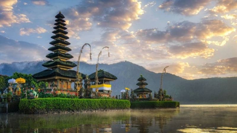 6 Tempat Wisata Eksotis di Indonesia Buat Liburan